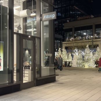Aesop - Exterior - Cosmetics & Beauty Supply Near Me - Boston, Massachusetts