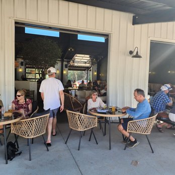 Moonraker Millhouse - Lots of folks on a Friday evening - Breweries Near Me - Cameron Park, California