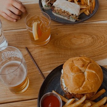 10 Barrel Brewing - West Side Bend - Brewpubs Near Me - Bend, Oregon