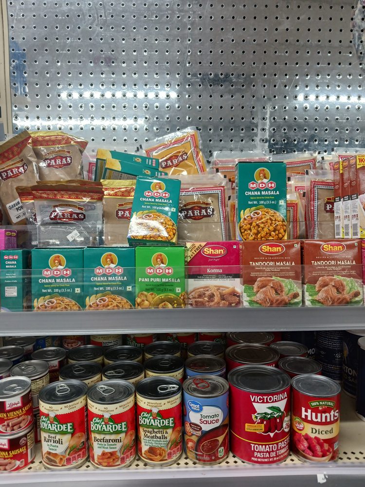 El Barrio Convenience