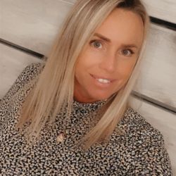 Phenix Salon Suites - Love my hair color