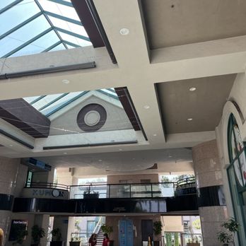 New Look Skin Center - Lobby area of NLS. Located on bottom floor. - Skin Care Near Me - Encino, California New Look Skin Center - Lobby area of NLS. Located on bottom floor. - Skin Care Near Me - Encino, California