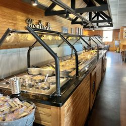 Cattleman's Roadhouse - Salid bar