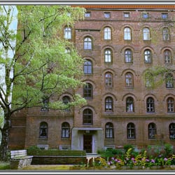 Schweizergarten - Historische Wohnanlagen werden auch heute noch benutzt.
