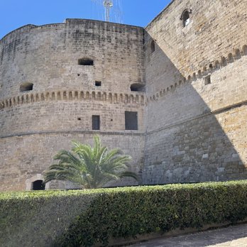 Castello Aragonese - Landmarks & Historical Buildings Near Me - Taranto, TA