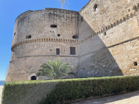 Castello Aragonese by null