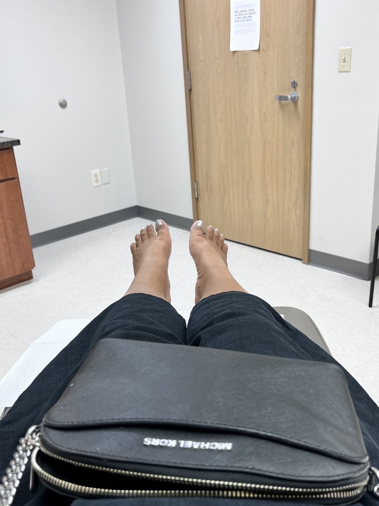 THE FOOT AND ANKLE CENTER OF ISSAQUAH Updated October 2024 12