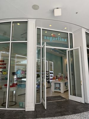 Sugarfina by null