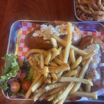 Antioch Taphouse - Lobster roll and garlic fries - Burgers Near Me - Antioch, California
