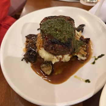 Hula Grill Kaanapali - Kiawe Grilled Filet Mignon* - New American Near Me - Lahaina, Hawaii
