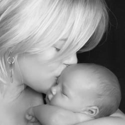 Love In Labor - Mama Love! Sweet smell of baby!