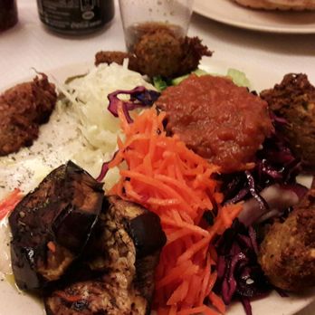 Pitzman - Assiette falafel (14€) - Pizza Near Me - Paris, 75 Pitzman - Assiette falafel (14€) - Pizza Near Me - Paris, 75