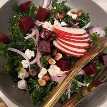 St James Social - Kale and beet salad - Coffee & Tea Near Me - Bayfield, Wisconsin St James Social - Kale and beet salad - Coffee & Tea Near Me - Bayfield, Wisconsin