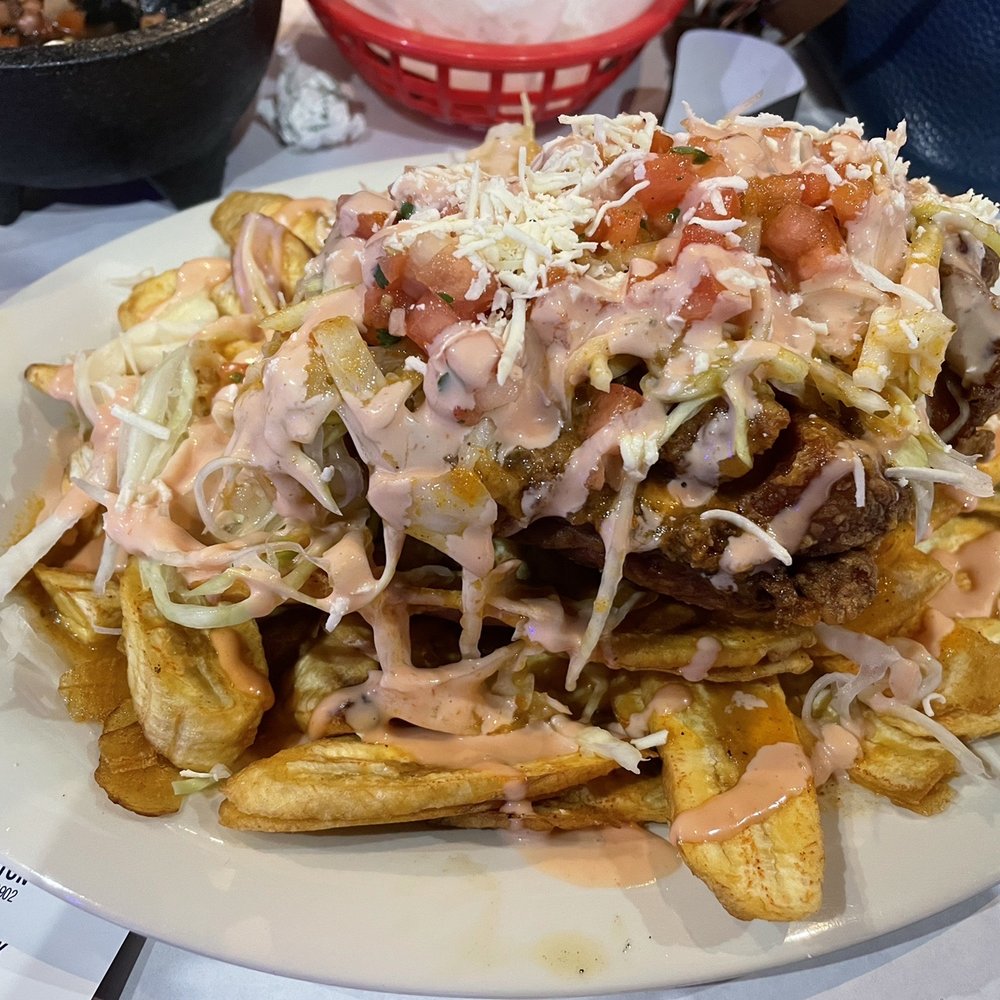 El Catrachito - pollo frito con tejadas - Honduran Near Me - Frederick, Maryland