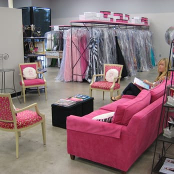 Muzzie's - Muzzie's Houston! - Women's Clothing Near Me - Houston, Texas