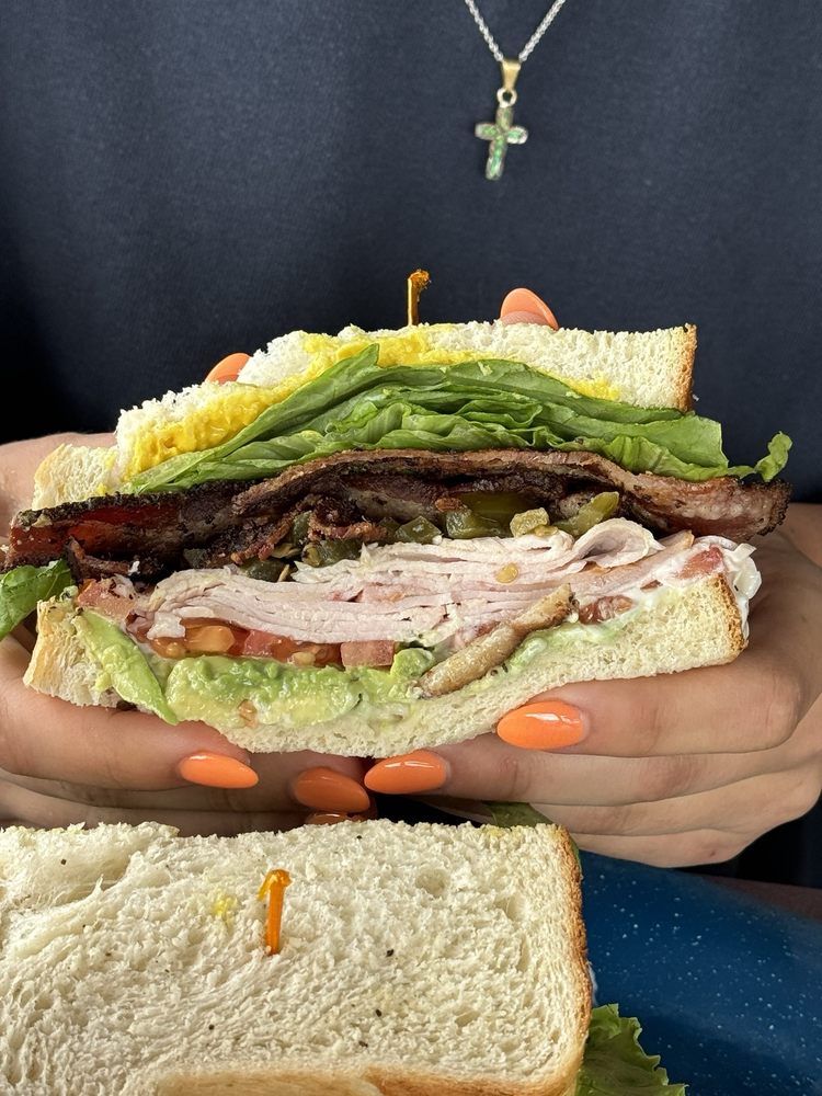 MAMA MACS BAKERY & SANDWICH SHOP Updated September 2024 38 Photos