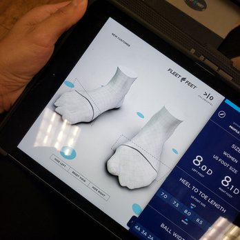 Fleet Feet - My virtual feet. - Shoe Stores Near Me - Burbank, California Fleet Feet - My virtual feet. - Shoe Stores Near Me - Burbank, California