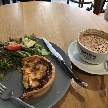 La Barantine Victoria - Breakfast & Brunch Near Me - Edinburgh, EDH La Barantine Victoria - Breakfast & Brunch Near Me - Edinburgh, EDH