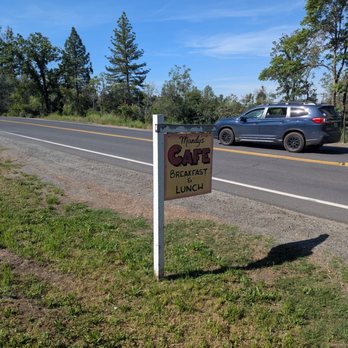 Mandy's Breakfast House - Road sign - Breakfast & Brunch Near Me - Sonora, California