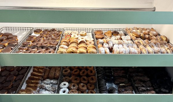 7th Ave Donuts & Diner by null