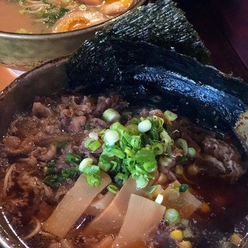 Mama M Sushi - Japanese Near Me - Pasadena, California