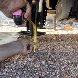 Appleway RV - Rear leveler