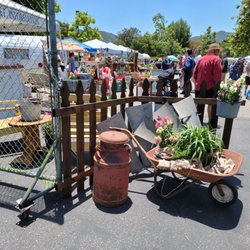 BarnHouse Vintage Market