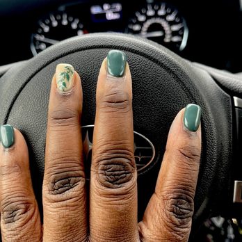 Charming Lounge Nails Spa - Floral Christmas nail art - Nail Salons Near Me - Cockeysville, Maryland Charming Lounge Nails Spa - Floral Christmas nail art - Nail Salons Near Me - Cockeysville, Maryland