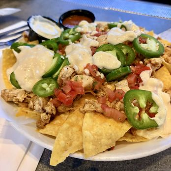Yogi's Bar & Grill - Chicken Nachos - Sports Bars Near Me - Upper Arlngtn, Ohio