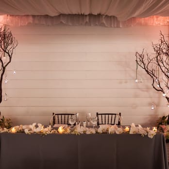 Floral Designs by Jerri Disney - Sweetheart Table - Floral Designers Near Me Floral Designs by Jerri Disney - Sweetheart Table - Floral Designers Near Me