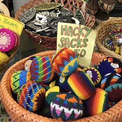 The Peace Nook - Browse the colorful handmade items.