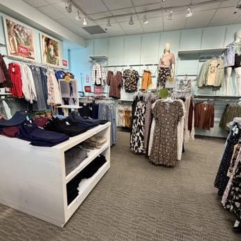 Maurices - Clearance section - Plus Size Fashion Near Me - Greensburg, Pennsylvania Maurices - Clearance section - Plus Size Fashion Near Me - Greensburg, Pennsylvania