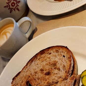 Mediterra Cafe - Broccolini melt amd turkey melt - Cafes Near Me - Sewickley, Pennsylvania