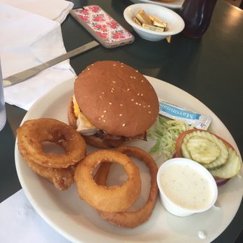 Parowan Cafe - Cafes Near Me - Parowan, Utah