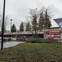 Granny's - Front of south lake center for Granny's visiablity
