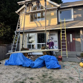 Hernandez Roofing and Construction - Work in progress. Arriving home to warm hellos and impressive new siding. - Roofing Near Me - Federal Way, Washington Hernandez Roofing and Construction - Work in progress. Arriving home to warm hellos and impressive new siding. - Roofing Near Me - Federal Way, Washington