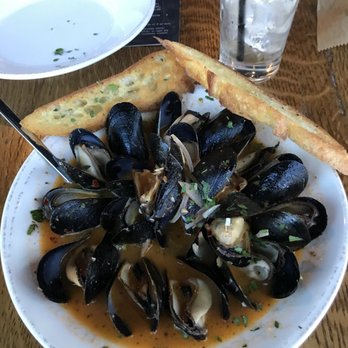 Tela Bar and Kitchen - Gastropubs Near Me - Cincinnati, Ohio