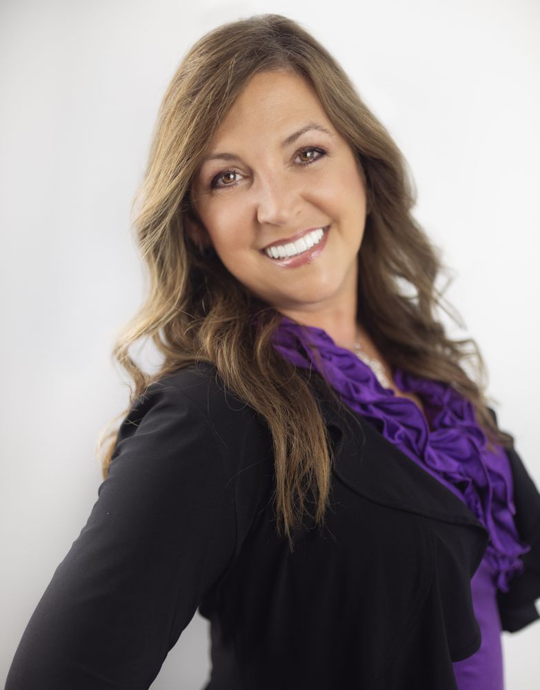 DENNIE DODSON BERKSHIRE HATHAWAY HOMESERVICES Contact Agent 700