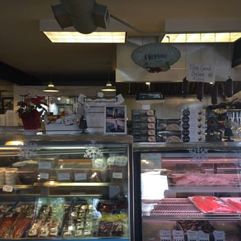 Seabolt's Restaurant - Smoked Salmon- Seabolts Smokehouse- Dine With Shayda - Seafood Near Me - Oak Harbor, Washington Seabolt's Restaurant - Smoked Salmon- Seabolts Smokehouse- Dine With Shayda - Seafood Near Me - Oak Harbor, Washington