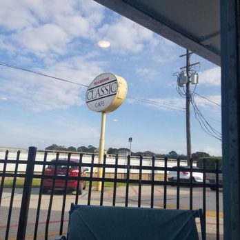 Seabrook Classic Cafe - Restaurant sign. - Seafood Near Me - Seabrook, Texas Seabrook Classic Cafe - Restaurant sign. - Seafood Near Me - Seabrook, Texas