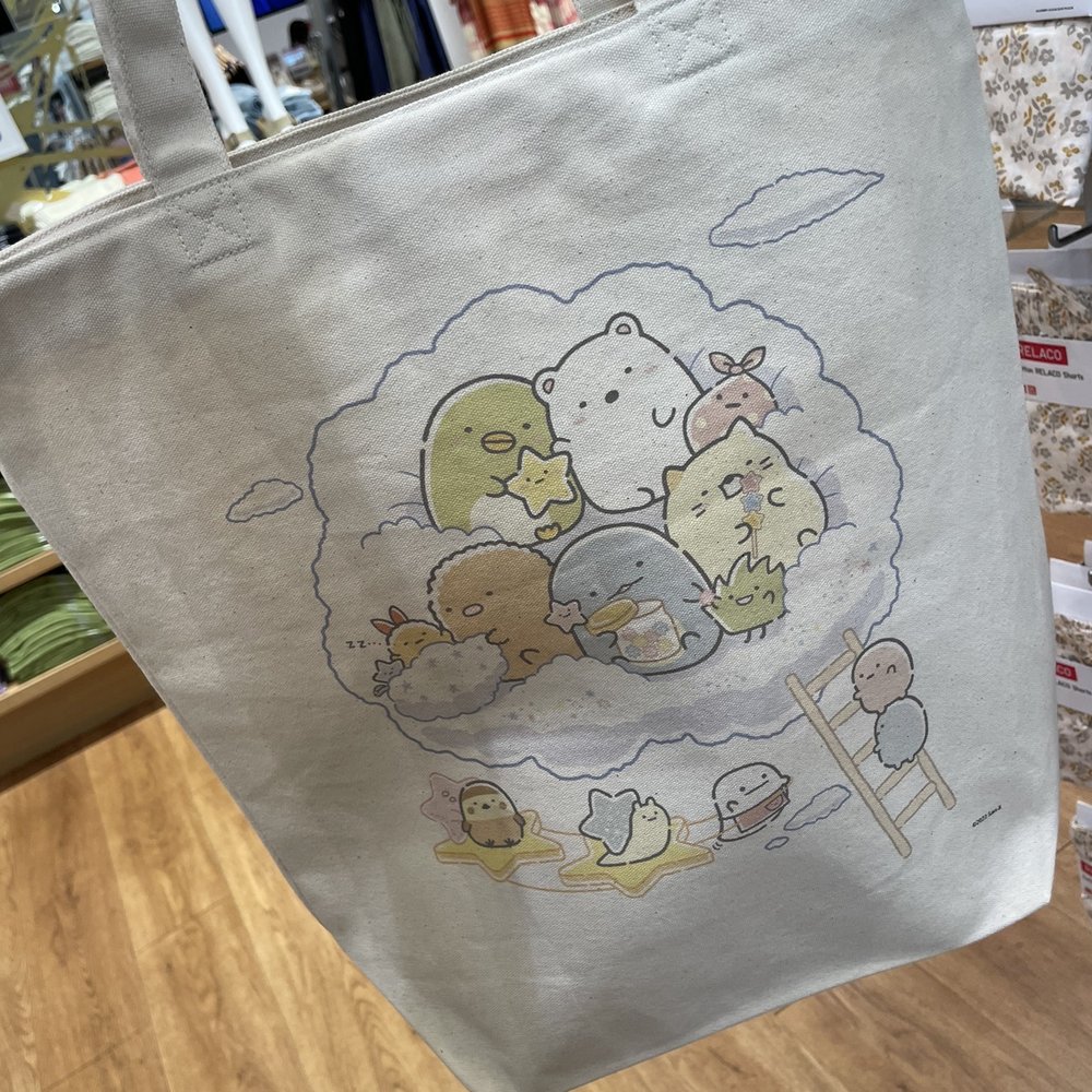 Uniqlo - Screenprinted tote bag design! $29.90! - Men's Clothing Near Me - Honolulu, Hawaii Uniqlo - Screenprinted tote bag design! $29.90! - Men's Clothing Near Me - Honolulu, Hawaii