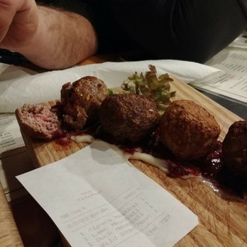 Game - Sampling meats before we make our choices - Burgers Near Me - Louisville, Kentucky Game - Sampling meats before we make our choices - Burgers Near Me - Louisville, Kentucky