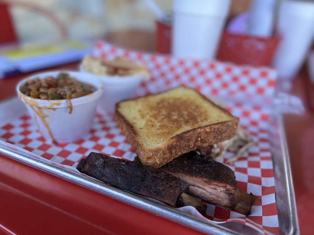 Food from Purple Daisy Picnic Cafe