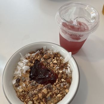 The Art Space Cafe - Peanut butter oatmeal and Concord grape lemonade - Cafes Near Me - Norwalk, Connecticut The Art Space Cafe - Peanut butter oatmeal and Concord grape lemonade - Cafes Near Me - Norwalk, Connecticut
