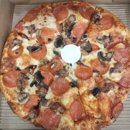 Medium pepperoni, mushroom, and sausage pizza Medium pepperoni, mushroom, and sausage pizza