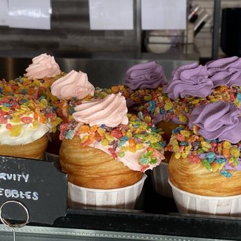 Benji's Bakery & Cafe - Cruffin (strawberry, ube, with fruity pebbles) - Bakeries Near Me - Anchorage, Alaska