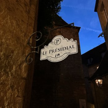Le Presidial - Restaurants Near Me - Sarlat La Caneda, 24 Le Presidial - Restaurants Near Me - Sarlat La Caneda, 24