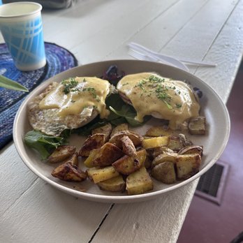 Cloudview Kitchen - Eggs Benedict - Bakeries Near Me - Soap Lake, Washington Cloudview Kitchen - Eggs Benedict - Bakeries Near Me - Soap Lake, Washington