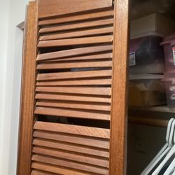 Mr Handyman - Bifold door before