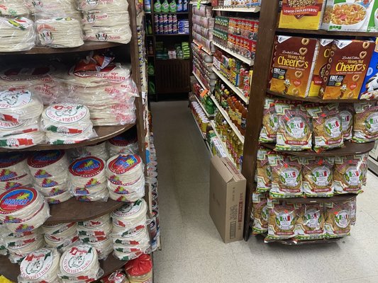 Reyes Deli & Grocery by null